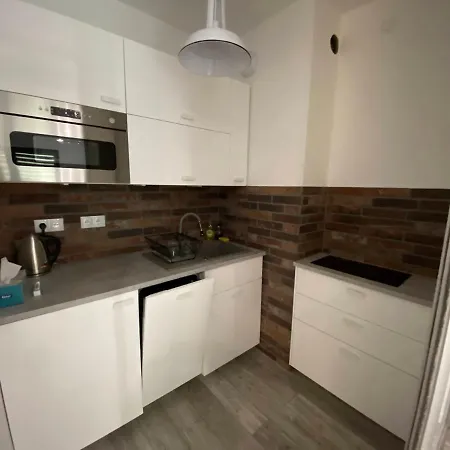 Apartman Dobry Dom Varsó